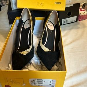 SIB fendi stilettos black 41 gold foil suede pumps